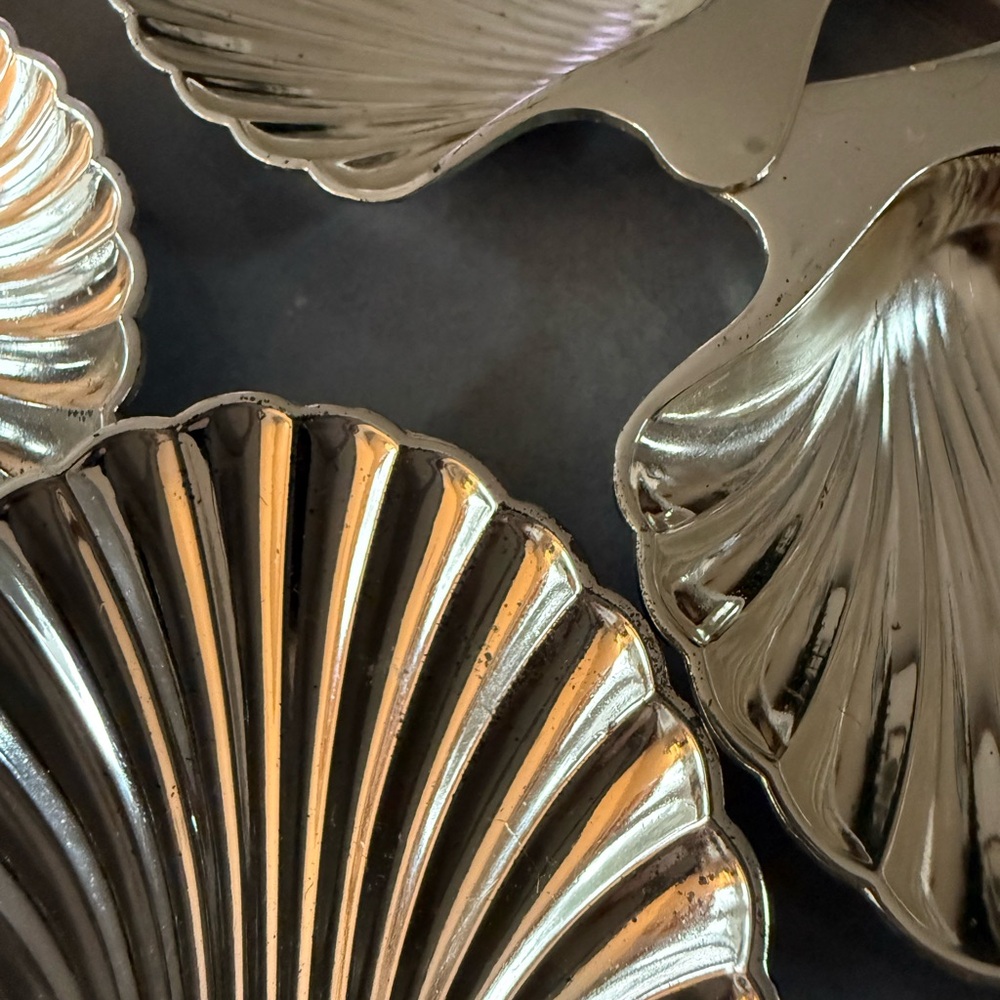 Shell Nut Dishes - Picture 6 of 14